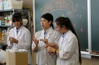 オープンスクール140712_生物部.jpg