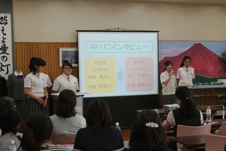 オープンスクール140712_説明会中1・2.jpg